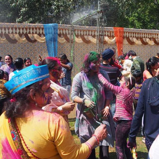 Holi 2017