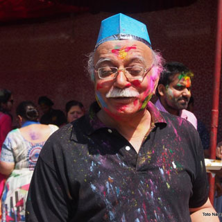 Holi 2017